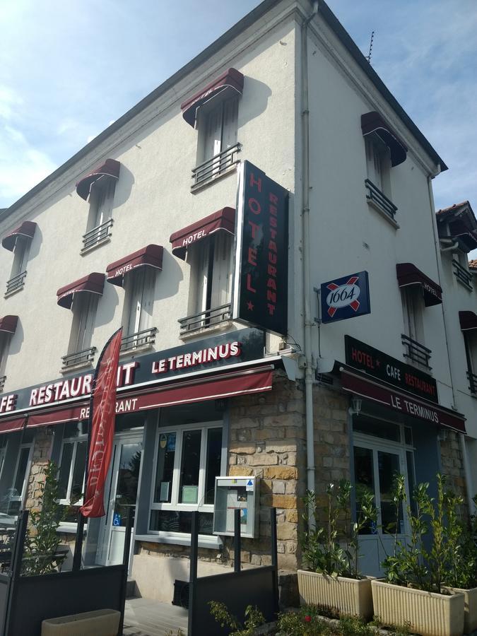 Terminus Fontainebleau Avon Hotell Exteriör bild